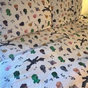 Minecraft Themed Bedding Set - White